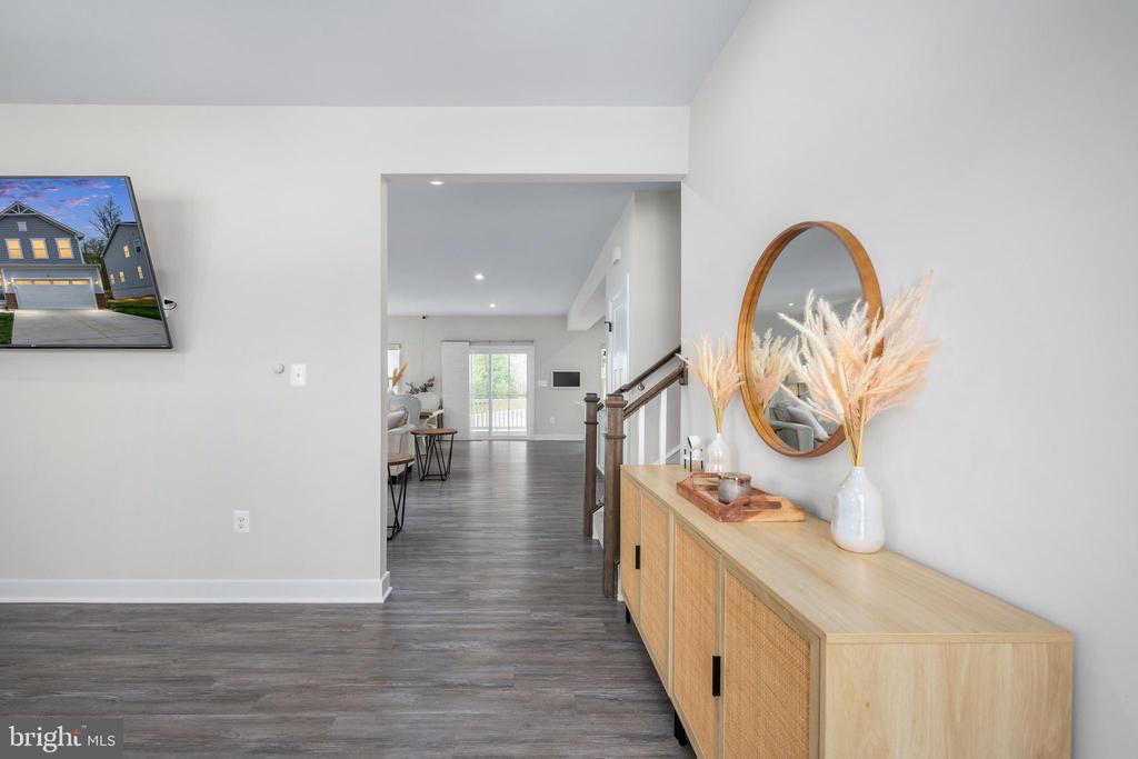 9104 MAPLE RUN DR, FREDERICKSBURG, Virginia 22407, 5 Bedrooms Bedrooms, ,4 BathroomsBathrooms,Residential,9104 MAPLE RUN DR,VASP2040660 MLS # VASP2040660