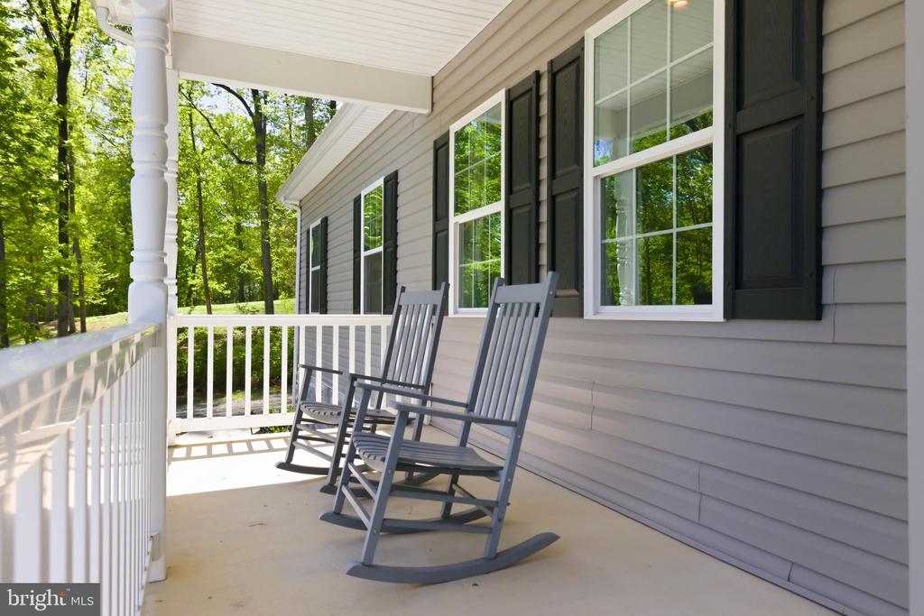 6324 VINT HILL RD, WARRENTON, Virginia 20187, 5 Bedrooms Bedrooms, ,2 BathroomsBathrooms,Residential,6324 VINT HILL RD,VAFQ2021488 MLS # VAFQ2021488