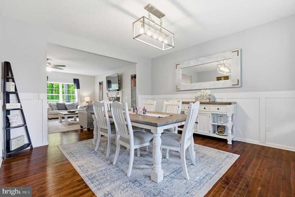 6324 VINT HILL RD, WARRENTON, Virginia 20187, 5 Bedrooms Bedrooms, ,2 BathroomsBathrooms,Residential,6324 VINT HILL RD,VAFQ2021488 MLS # VAFQ2021488