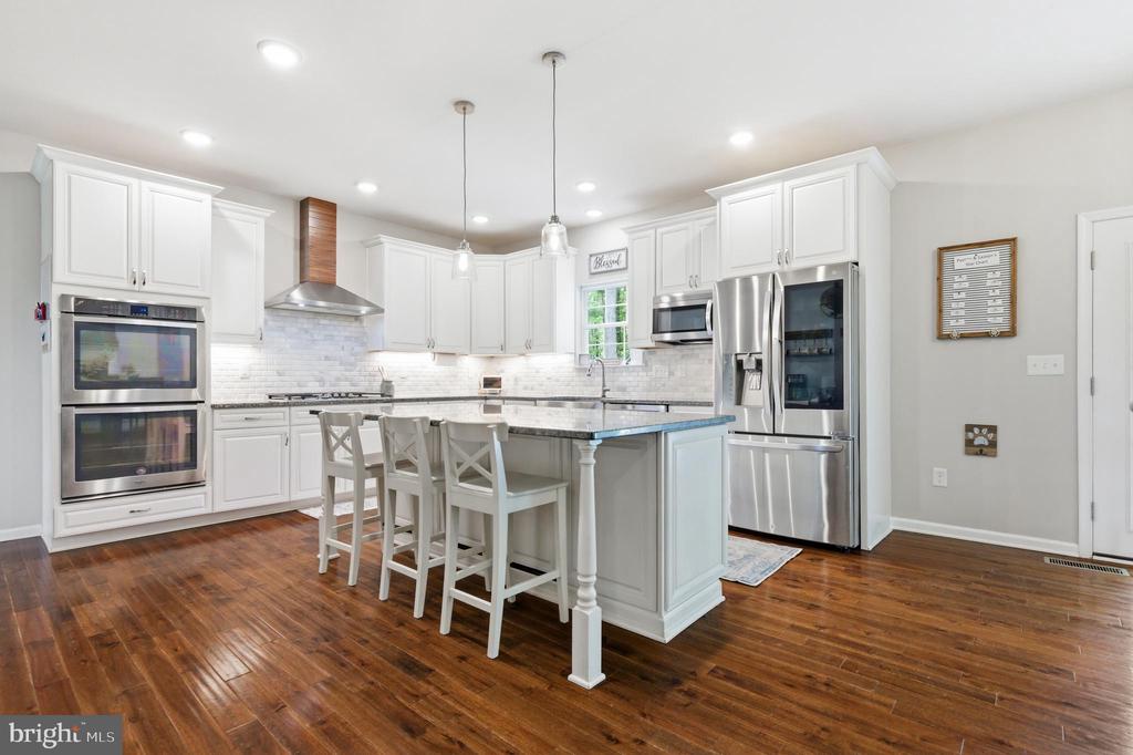 6324 VINT HILL RD, WARRENTON, Virginia 20187, 5 Bedrooms Bedrooms, ,2 BathroomsBathrooms,Residential,6324 VINT HILL RD,VAFQ2021488 MLS # VAFQ2021488