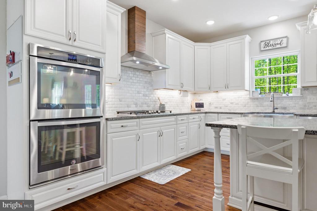 6324 VINT HILL RD, WARRENTON, Virginia 20187, 5 Bedrooms Bedrooms, ,2 BathroomsBathrooms,Residential,6324 VINT HILL RD,VAFQ2021488 MLS # VAFQ2021488