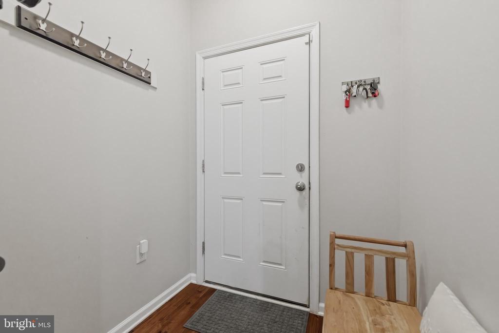 6324 VINT HILL RD, WARRENTON, Virginia 20187, 5 Bedrooms Bedrooms, ,2 BathroomsBathrooms,Residential,6324 VINT HILL RD,VAFQ2021488 MLS # VAFQ2021488