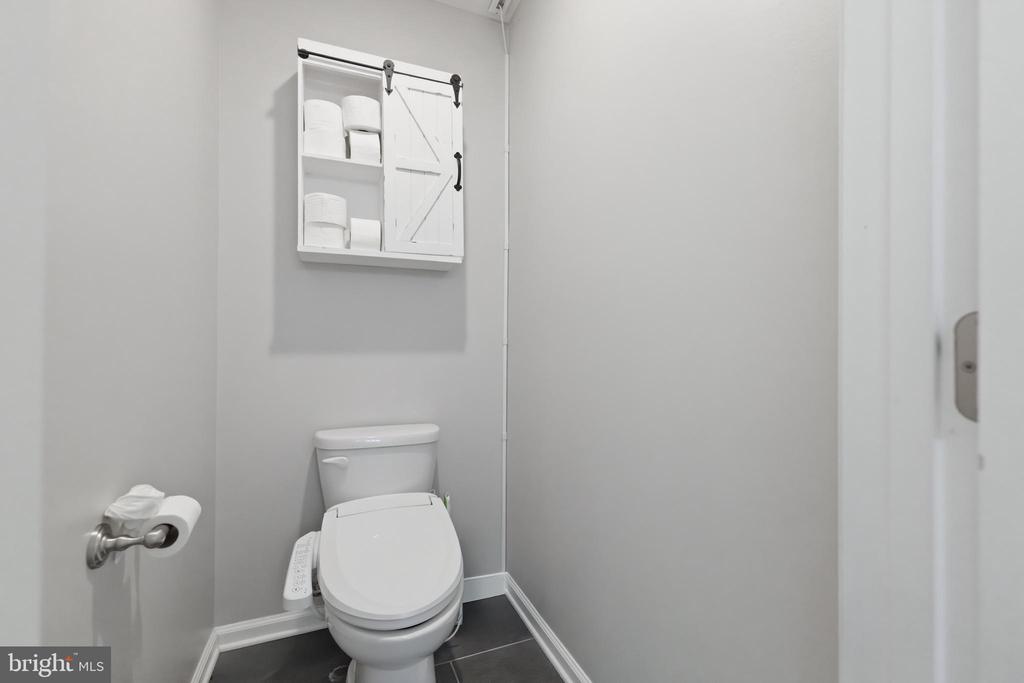 6324 VINT HILL RD, WARRENTON, Virginia 20187, 5 Bedrooms Bedrooms, ,2 BathroomsBathrooms,Residential,6324 VINT HILL RD,VAFQ2021488 MLS # VAFQ2021488