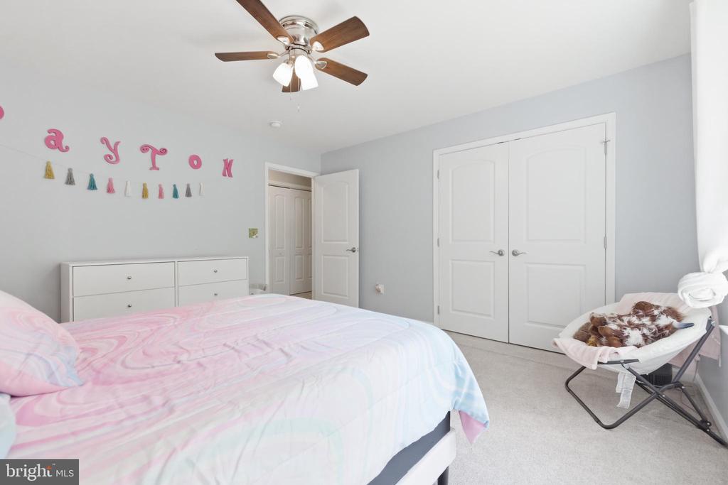 6324 VINT HILL RD, WARRENTON, Virginia 20187, 5 Bedrooms Bedrooms, ,2 BathroomsBathrooms,Residential,6324 VINT HILL RD,VAFQ2021488 MLS # VAFQ2021488