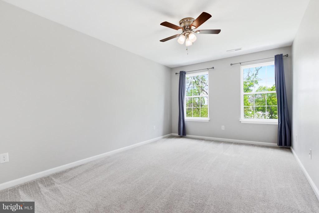 6324 VINT HILL RD, WARRENTON, Virginia 20187, 5 Bedrooms Bedrooms, ,2 BathroomsBathrooms,Residential,6324 VINT HILL RD,VAFQ2021488 MLS # VAFQ2021488