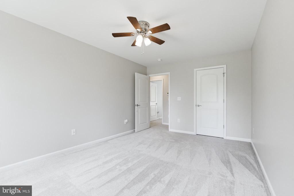 6324 VINT HILL RD, WARRENTON, Virginia 20187, 5 Bedrooms Bedrooms, ,2 BathroomsBathrooms,Residential,6324 VINT HILL RD,VAFQ2021488 MLS # VAFQ2021488