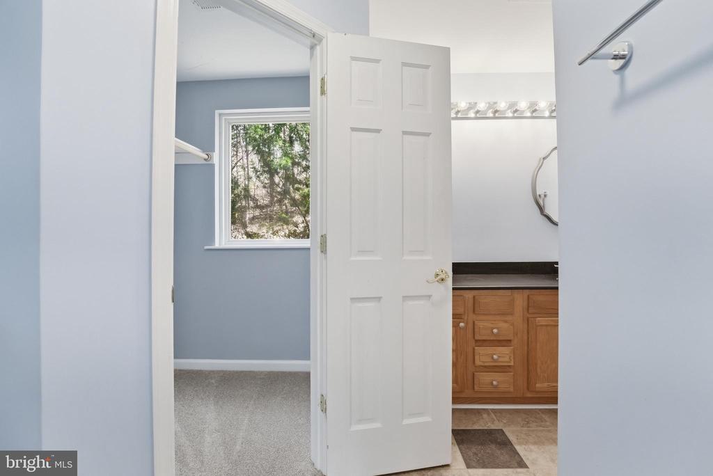 6537 WATERY MOUNTAIN RD, WARRENTON, Virginia 20186, 2 Bedrooms Bedrooms, ,2 BathroomsBathrooms,Residential,6537 WATERY MOUNTAIN RD,VAFQ2021660 MLS # VAFQ2021660