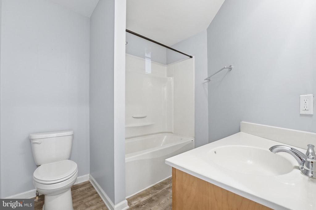 6537 WATERY MOUNTAIN RD, WARRENTON, Virginia 20186, 2 Bedrooms Bedrooms, ,2 BathroomsBathrooms,Residential,6537 WATERY MOUNTAIN RD,VAFQ2021660 MLS # VAFQ2021660