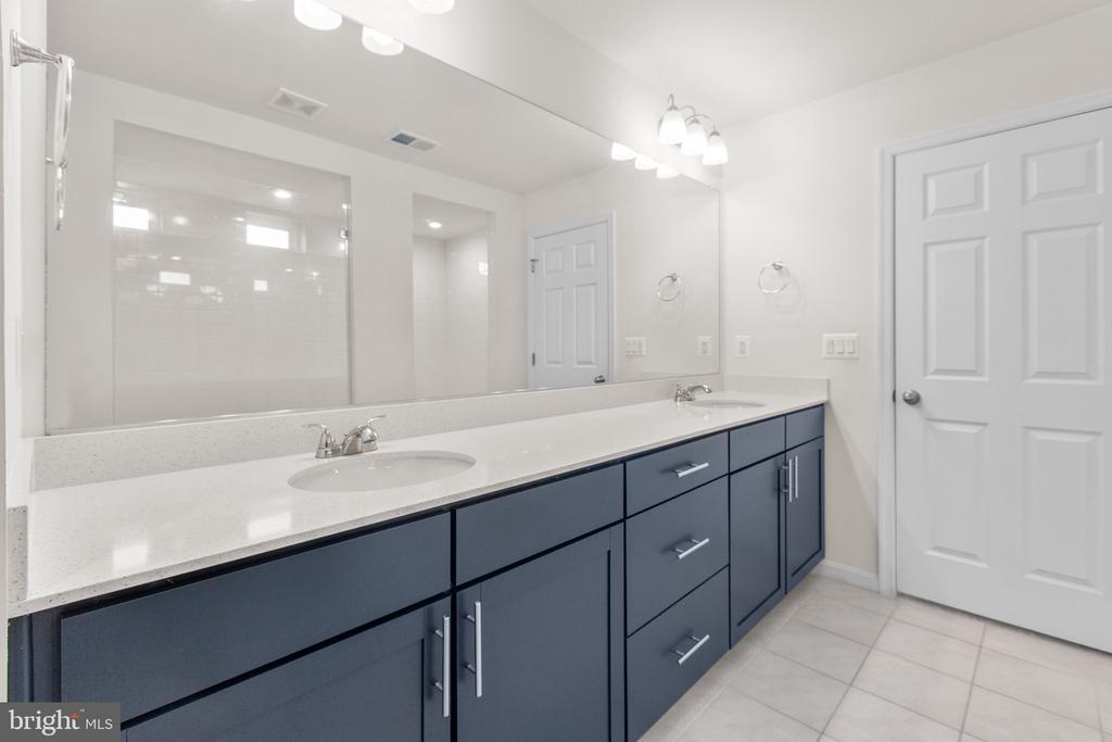 10413 SPOTSWOOD DR, FREDERICKSBURG, Virginia 22408, 4 Bedrooms Bedrooms, ,3 BathroomsBathrooms,Residential,10413 SPOTSWOOD DR,VASP2040564 MLS # VASP2040564