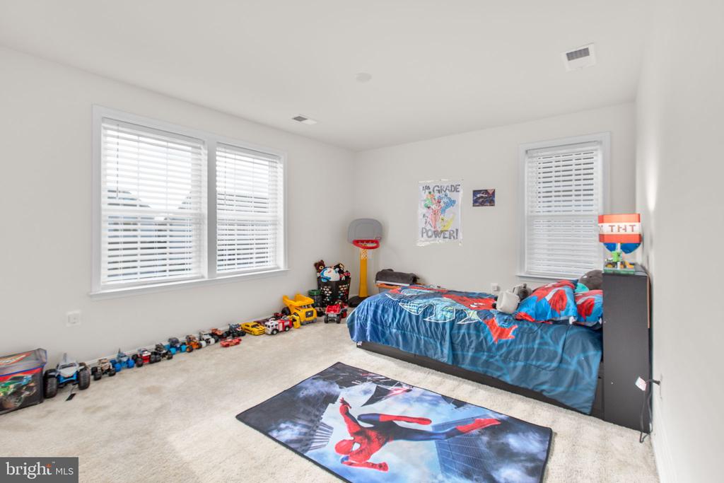 10413 SPOTSWOOD DR, FREDERICKSBURG, Virginia 22408, 4 Bedrooms Bedrooms, ,3 BathroomsBathrooms,Residential,10413 SPOTSWOOD DR,VASP2040564 MLS # VASP2040564