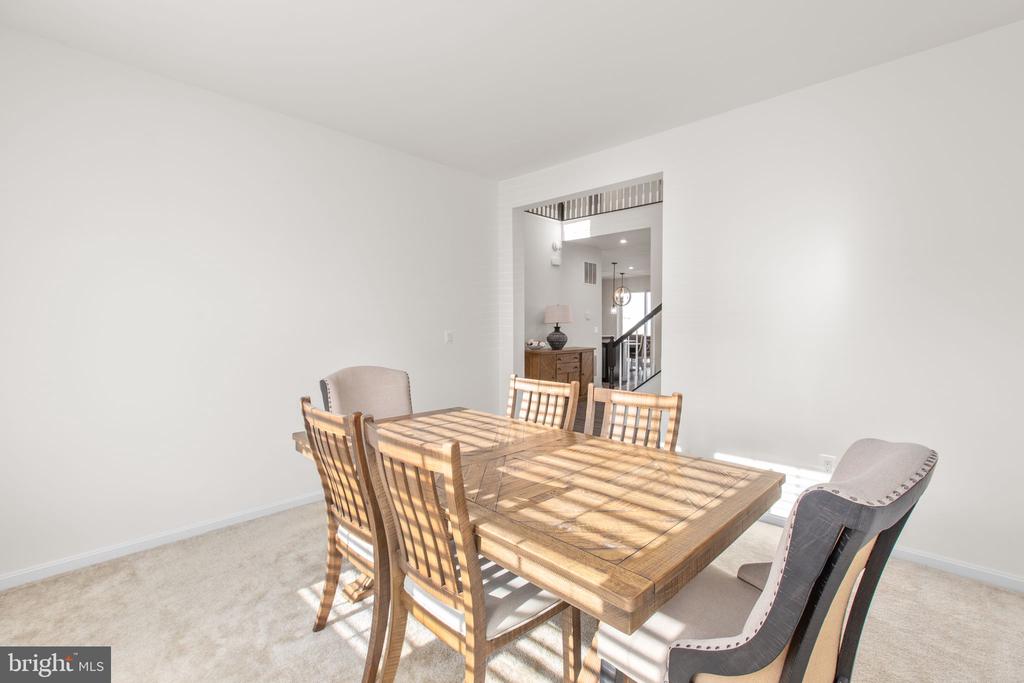 10413 SPOTSWOOD DR, FREDERICKSBURG, Virginia 22408, 4 Bedrooms Bedrooms, ,3 BathroomsBathrooms,Residential,10413 SPOTSWOOD DR,VASP2040564 MLS # VASP2040564