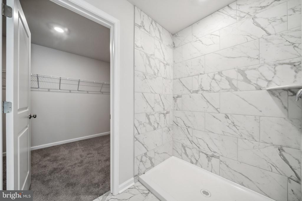 234 GLENMORE LN, KESWICK, Virginia 22947, 4 Bedrooms Bedrooms, ,2 BathroomsBathrooms,Residential,234 GLENMORE LN,VALA2009720 MLS # VALA2009720