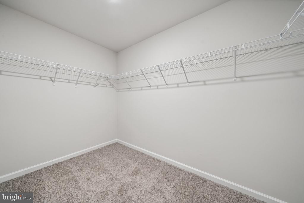 234 GLENMORE LN, KESWICK, Virginia 22947, 4 Bedrooms Bedrooms, ,2 BathroomsBathrooms,Residential,234 GLENMORE LN,VALA2009720 MLS # VALA2009720