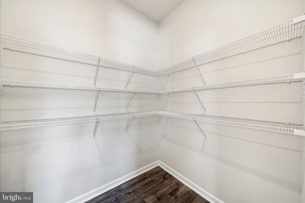 234 GLENMORE LN, KESWICK, Virginia 22947, 4 Bedrooms Bedrooms, ,2 BathroomsBathrooms,Residential,234 GLENMORE LN,VALA2009720 MLS # VALA2009720