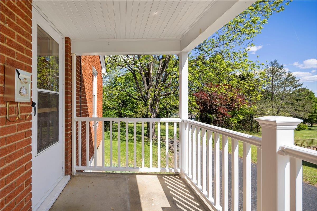 9 BALDWIN DR, STAUNTON, Virginia 24401, 3 Bedrooms Bedrooms, ,1 BathroomBathrooms,Residential,9 BALDWIN DR,675753 MLS # 675753