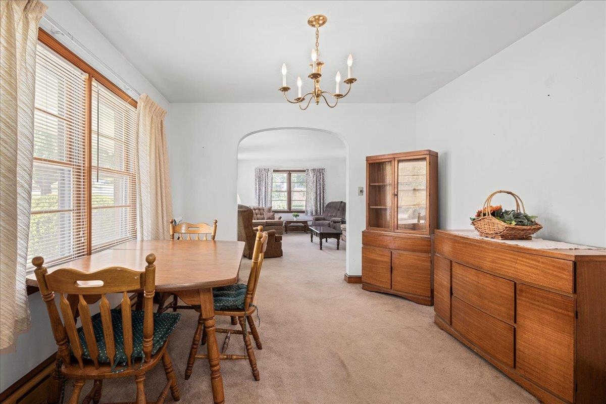 9 BALDWIN DR, STAUNTON, Virginia 24401, 3 Bedrooms Bedrooms, ,1 BathroomBathrooms,Residential,9 BALDWIN DR,675753 MLS # 675753