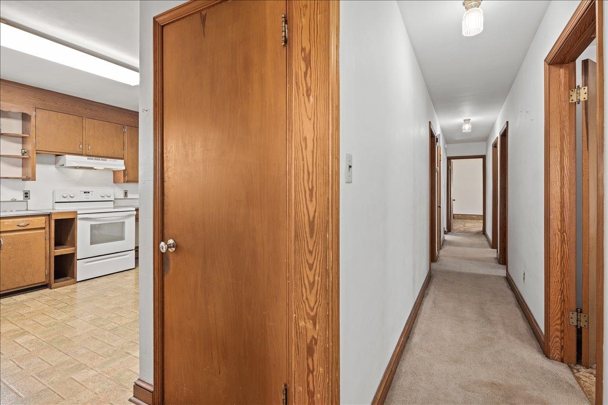 9 BALDWIN DR, STAUNTON, Virginia 24401, 3 Bedrooms Bedrooms, ,1 BathroomBathrooms,Residential,9 BALDWIN DR,675753 MLS # 675753