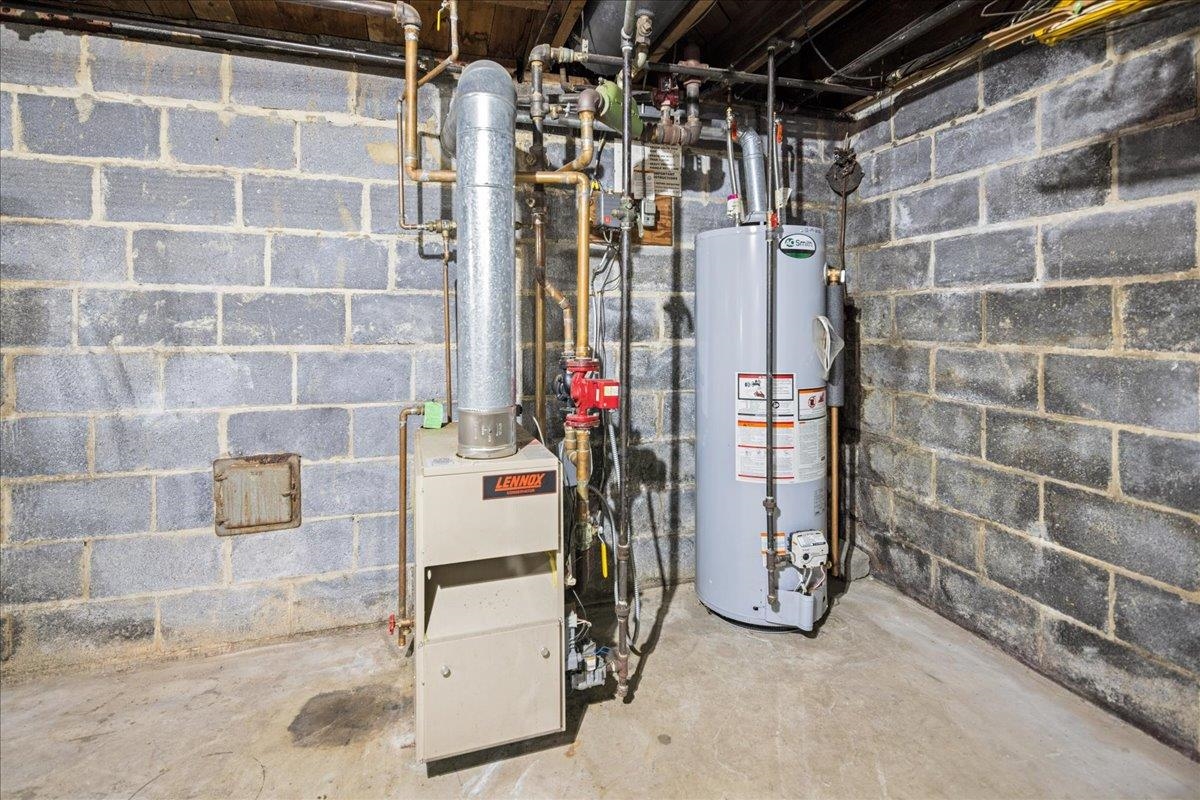 9 BALDWIN DR, STAUNTON, Virginia 24401, 3 Bedrooms Bedrooms, ,1 BathroomBathrooms,Residential,9 BALDWIN DR,675753 MLS # 675753