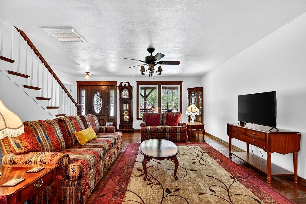 26 BOBCAT HILL, WEST AUGUSTA, Virginia 24485, 3 Bedrooms Bedrooms, ,2 BathroomsBathrooms,Residential,26 BOBCAT HILL,676150 MLS # 676150