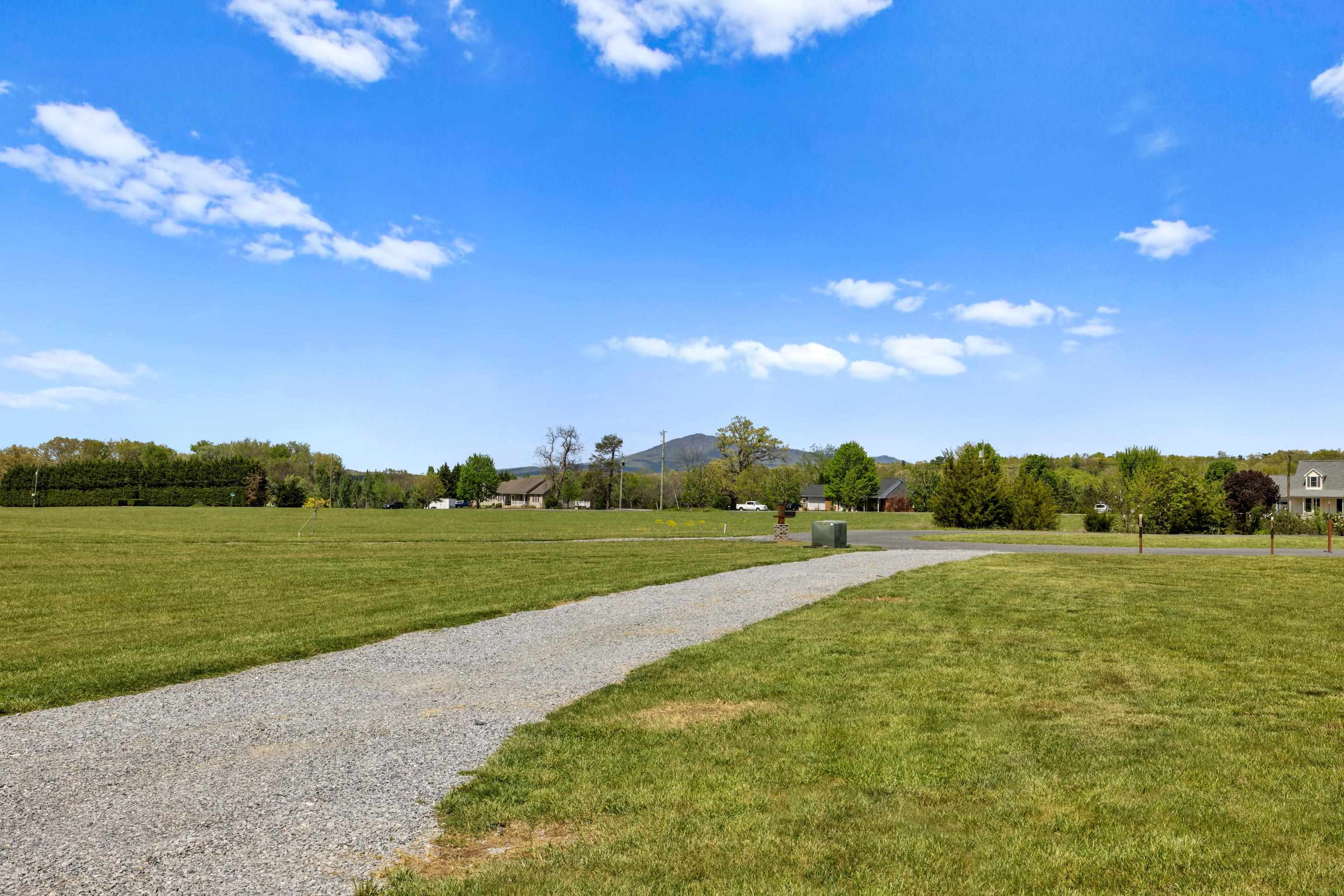 7669 FIFE LN, PORT REPUBLIC, Virginia 24471, 3 Bedrooms Bedrooms, ,2 BathroomsBathrooms,Residential,7669 FIFE LN,676123 MLS # 676123