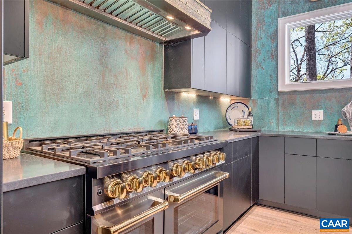 16358 MONETA RD, MONETA, Virginia 24121, 5 Bedrooms Bedrooms, ,3 BathroomsBathrooms,Residential,16358 MONETA RD,676131 MLS # 676131