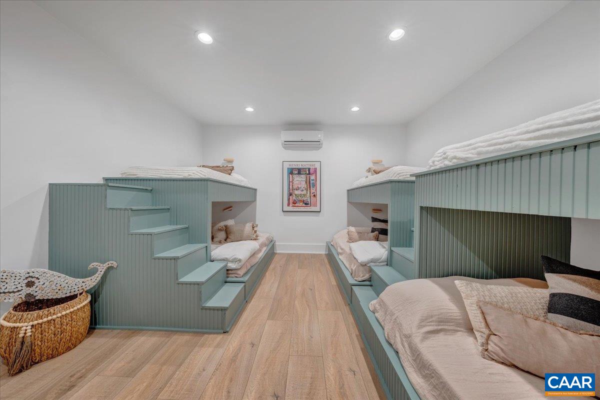 16358 MONETA RD, MONETA, Virginia 24121, 5 Bedrooms Bedrooms, ,3 BathroomsBathrooms,Residential,16358 MONETA RD,676131 MLS # 676131