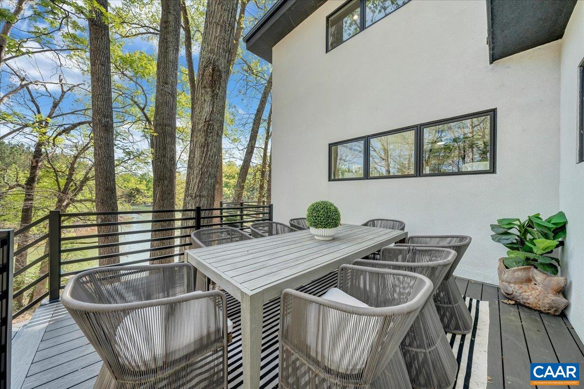 16358 MONETA RD, MONETA, Virginia 24121, 5 Bedrooms Bedrooms, ,3 BathroomsBathrooms,Residential,16358 MONETA RD,676131 MLS # 676131