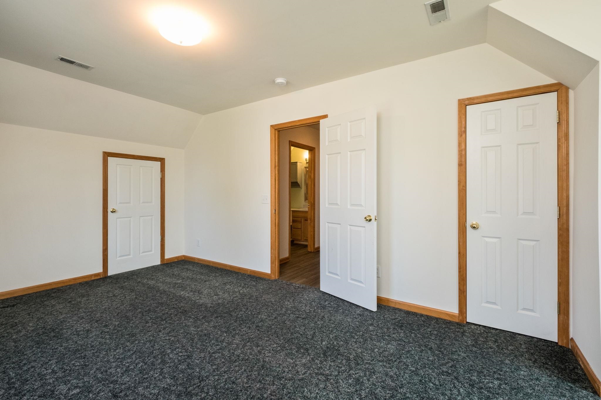 302 16TH ST, GROTTOES, Virginia 24441, 4 Bedrooms Bedrooms, ,2 BathroomsBathrooms,Residential,302 16TH ST,676136 MLS # 676136