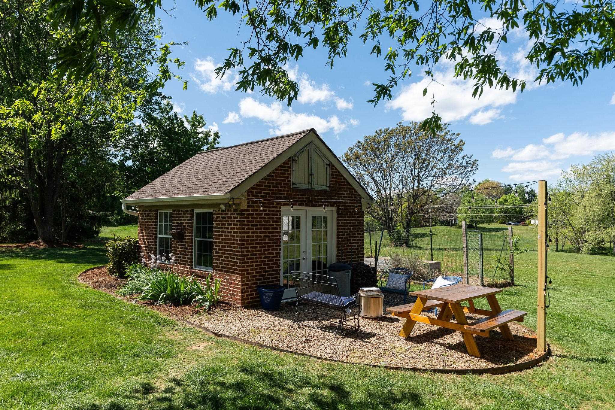 39 WELLINGTON PL, WAYNESBORO, Virginia 22980, 4 Bedrooms Bedrooms, ,3 BathroomsBathrooms,Residential,39 WELLINGTON PL,676142 MLS # 676142