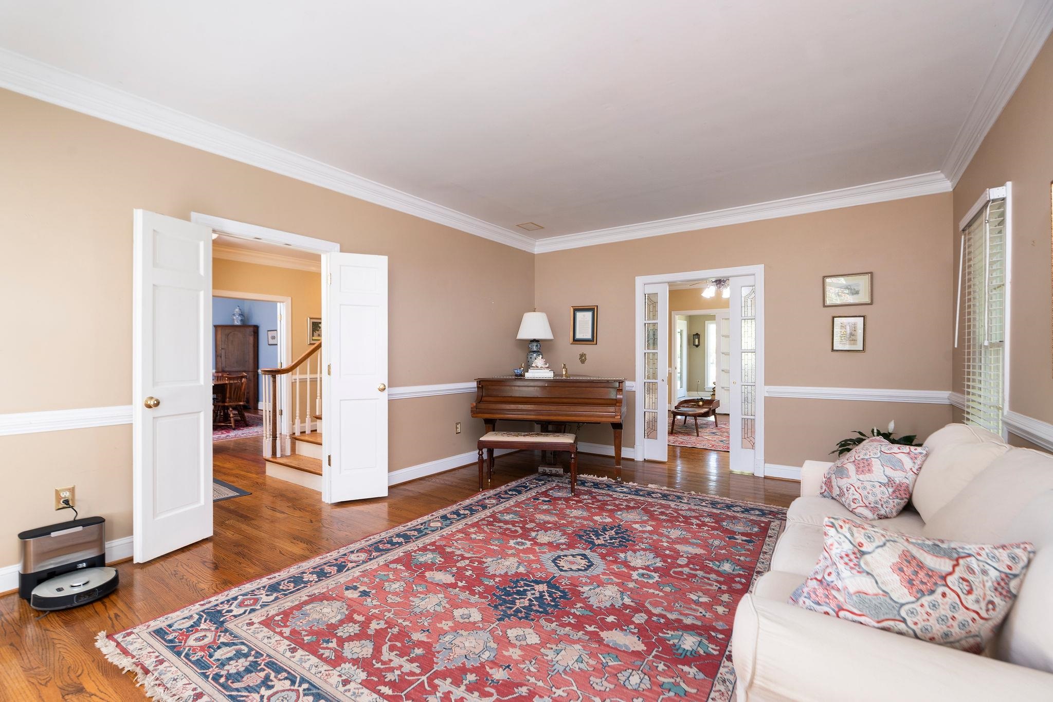 39 WELLINGTON PL, WAYNESBORO, Virginia 22980, 4 Bedrooms Bedrooms, ,3 BathroomsBathrooms,Residential,39 WELLINGTON PL,676142 MLS # 676142