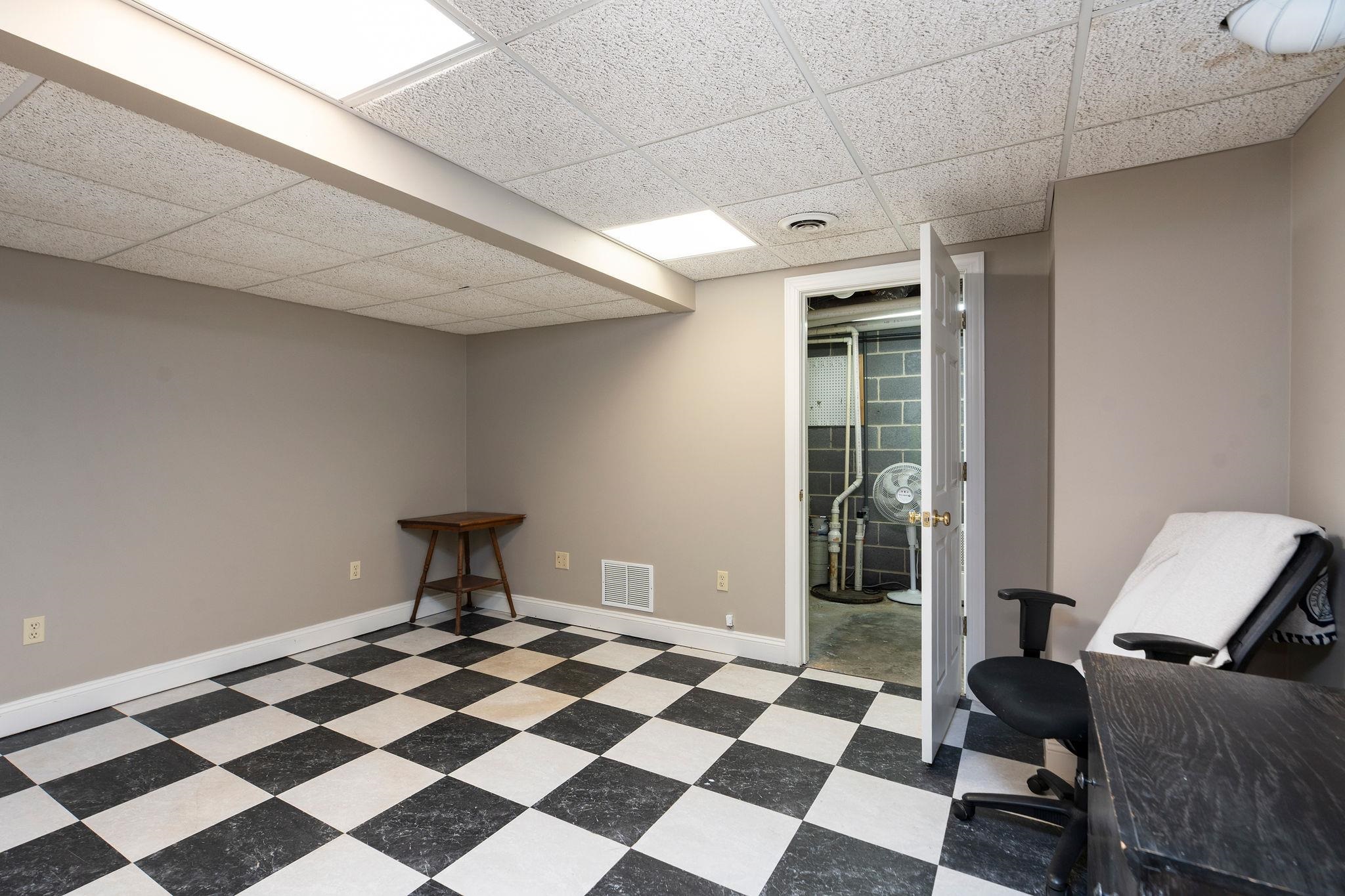 39 WELLINGTON PL, WAYNESBORO, Virginia 22980, 4 Bedrooms Bedrooms, ,3 BathroomsBathrooms,Residential,39 WELLINGTON PL,676142 MLS # 676142