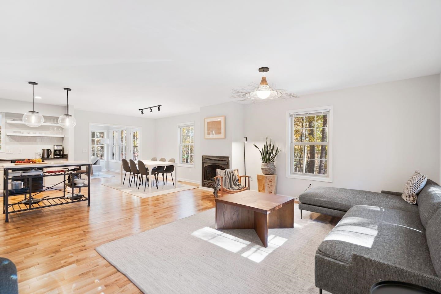 323 PALMER RD, BASYE, Virginia 22810, 3 Bedrooms Bedrooms, ,2 BathroomsBathrooms,Residential,323 PALMER RD,676144 MLS # 676144