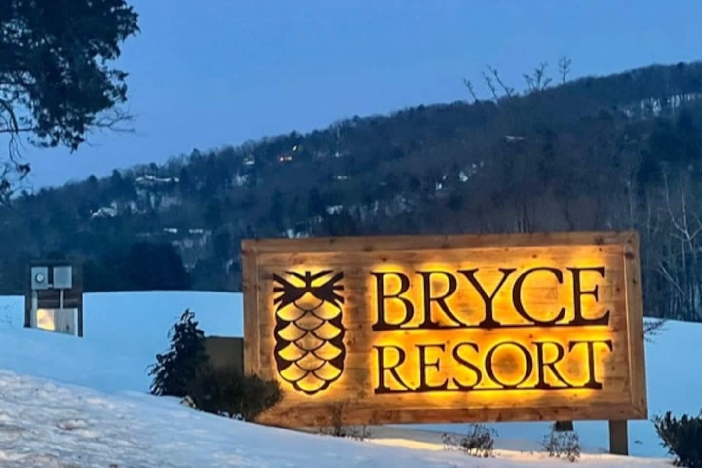 323 PALMER RD, BASYE, Virginia 22810, 3 Bedrooms Bedrooms, ,2 BathroomsBathrooms,Residential,323 PALMER RD,676144 MLS # 676144