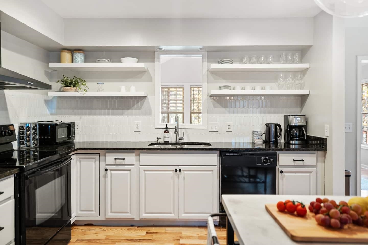 323 PALMER RD, BASYE, Virginia 22810, 3 Bedrooms Bedrooms, ,2 BathroomsBathrooms,Residential,323 PALMER RD,676144 MLS # 676144