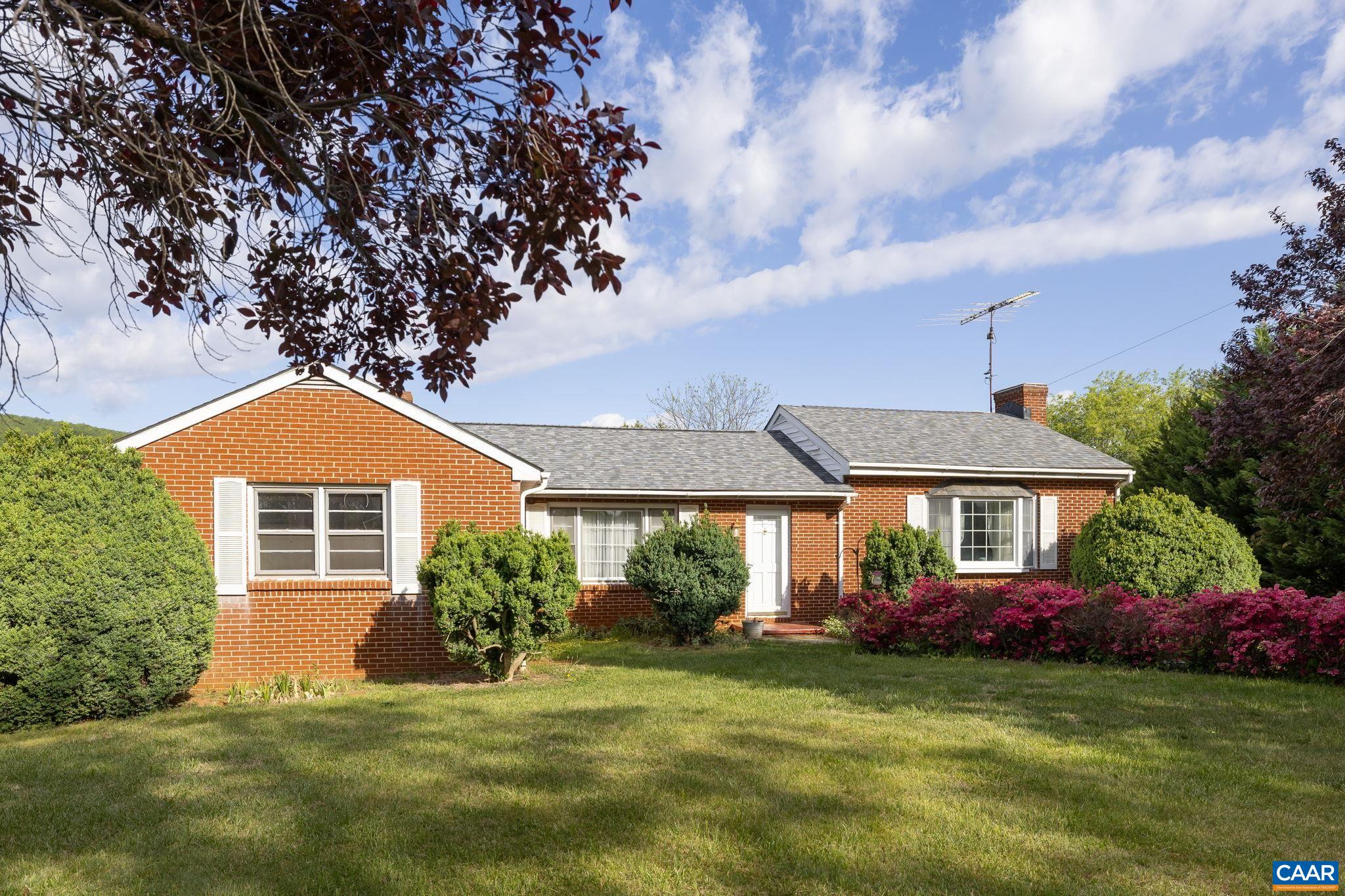 18188 LOVERS LN, GORDONSVILLE, Virginia 22942, 4 Bedrooms Bedrooms, ,2 BathroomsBathrooms,Residential,18188 LOVERS LN,676145 MLS # 676145