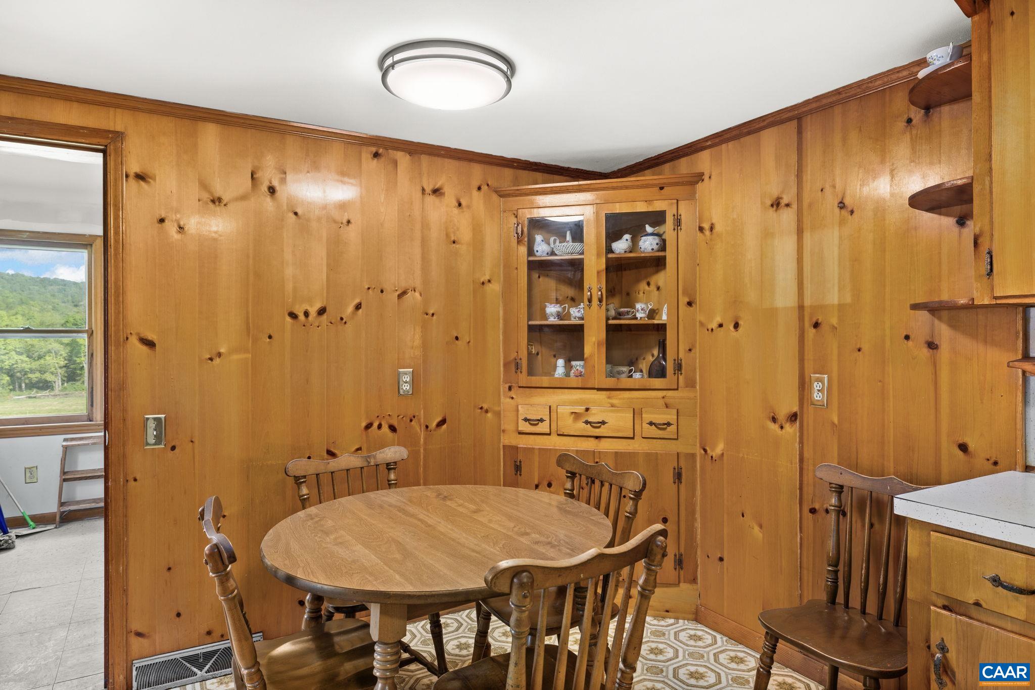 18188 LOVERS LN, GORDONSVILLE, Virginia 22942, 4 Bedrooms Bedrooms, ,2 BathroomsBathrooms,Residential,18188 LOVERS LN,676145 MLS # 676145