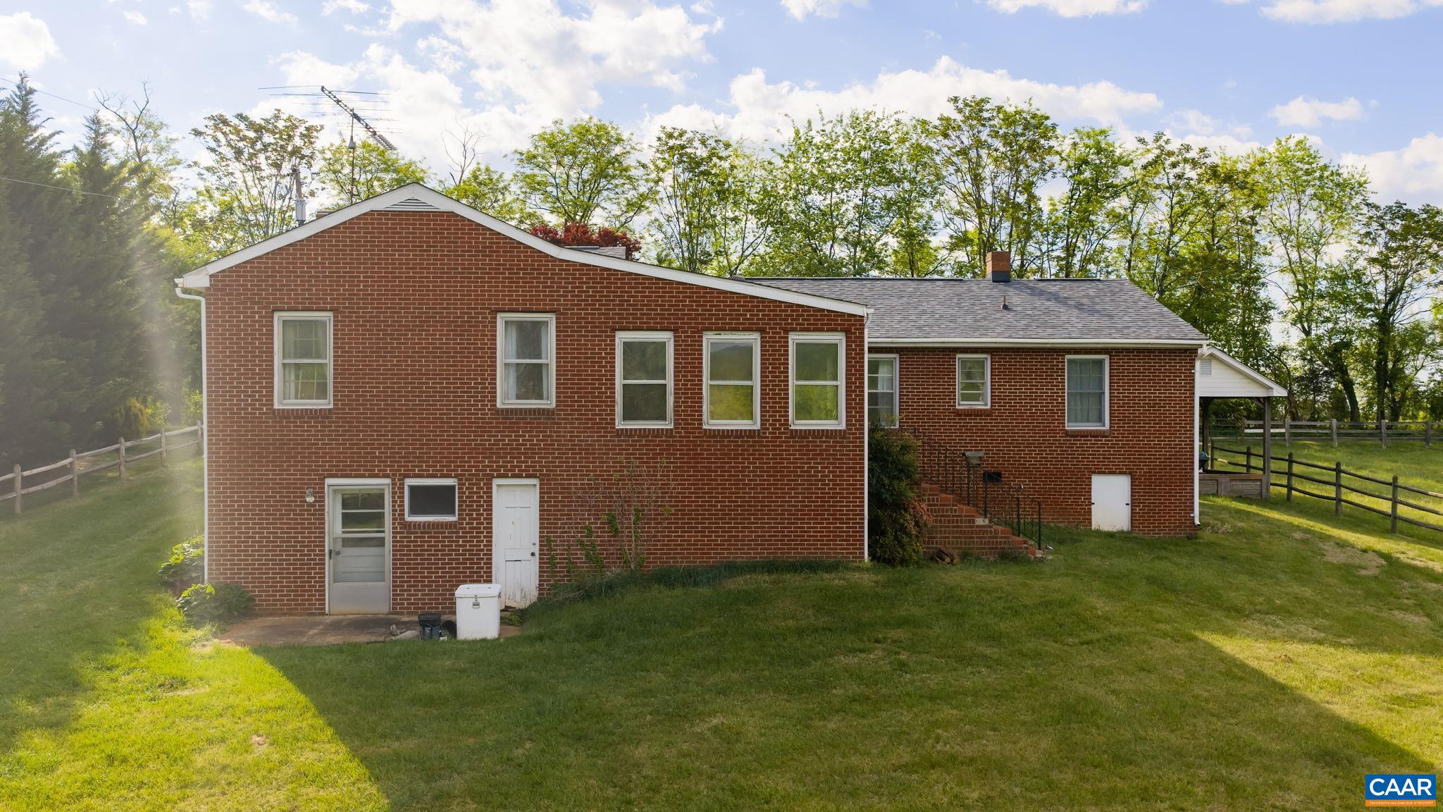 18188 LOVERS LN, GORDONSVILLE, Virginia 22942, 4 Bedrooms Bedrooms, ,2 BathroomsBathrooms,Residential,18188 LOVERS LN,676145 MLS # 676145