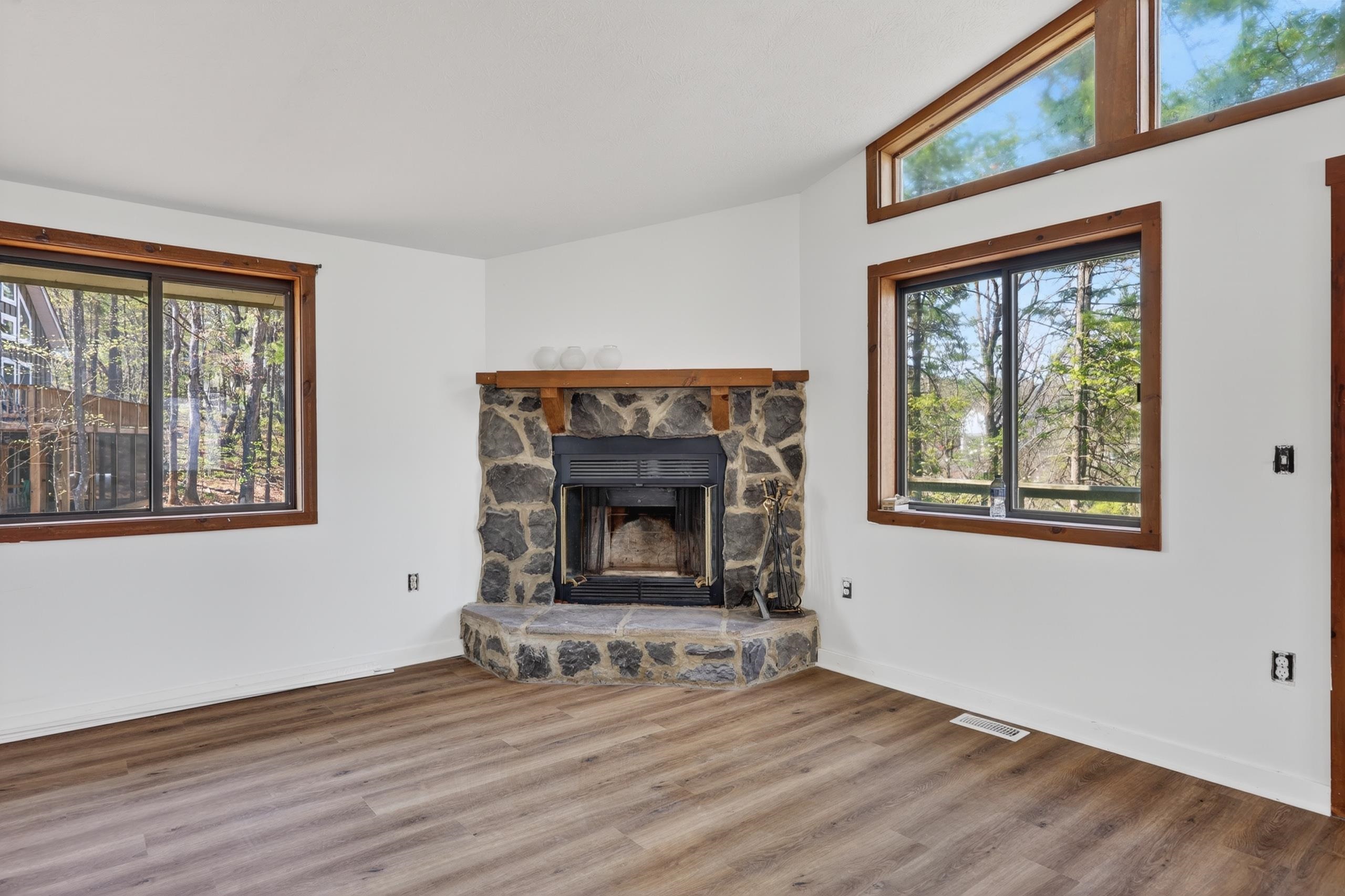 213 MORRIE DR, BASYE, Virginia 22810, 3 Bedrooms Bedrooms, ,2 BathroomsBathrooms,Residential,213 MORRIE DR,676147 MLS # 676147