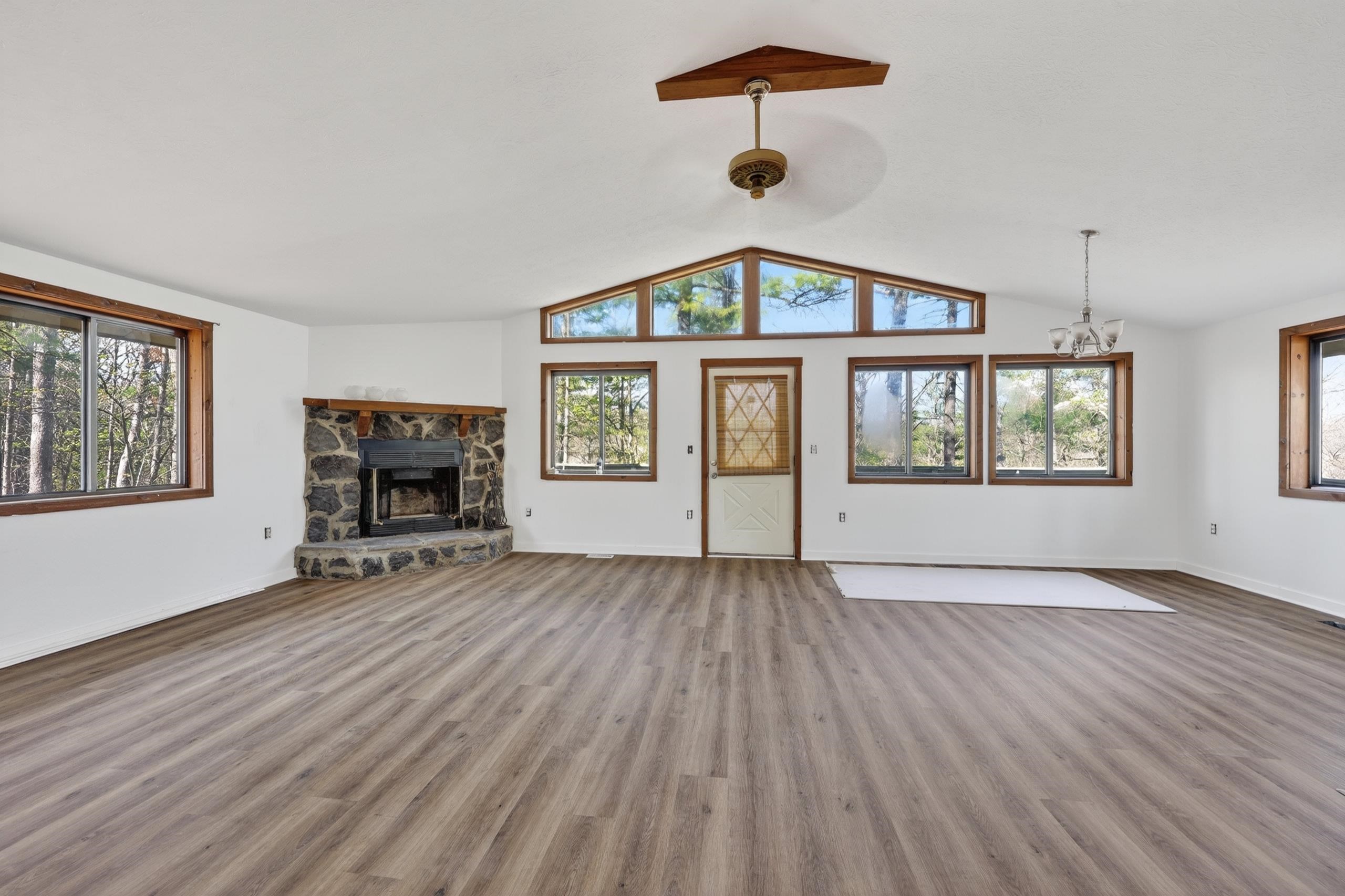 213 MORRIE DR, BASYE, Virginia 22810, 3 Bedrooms Bedrooms, ,2 BathroomsBathrooms,Residential,213 MORRIE DR,676147 MLS # 676147