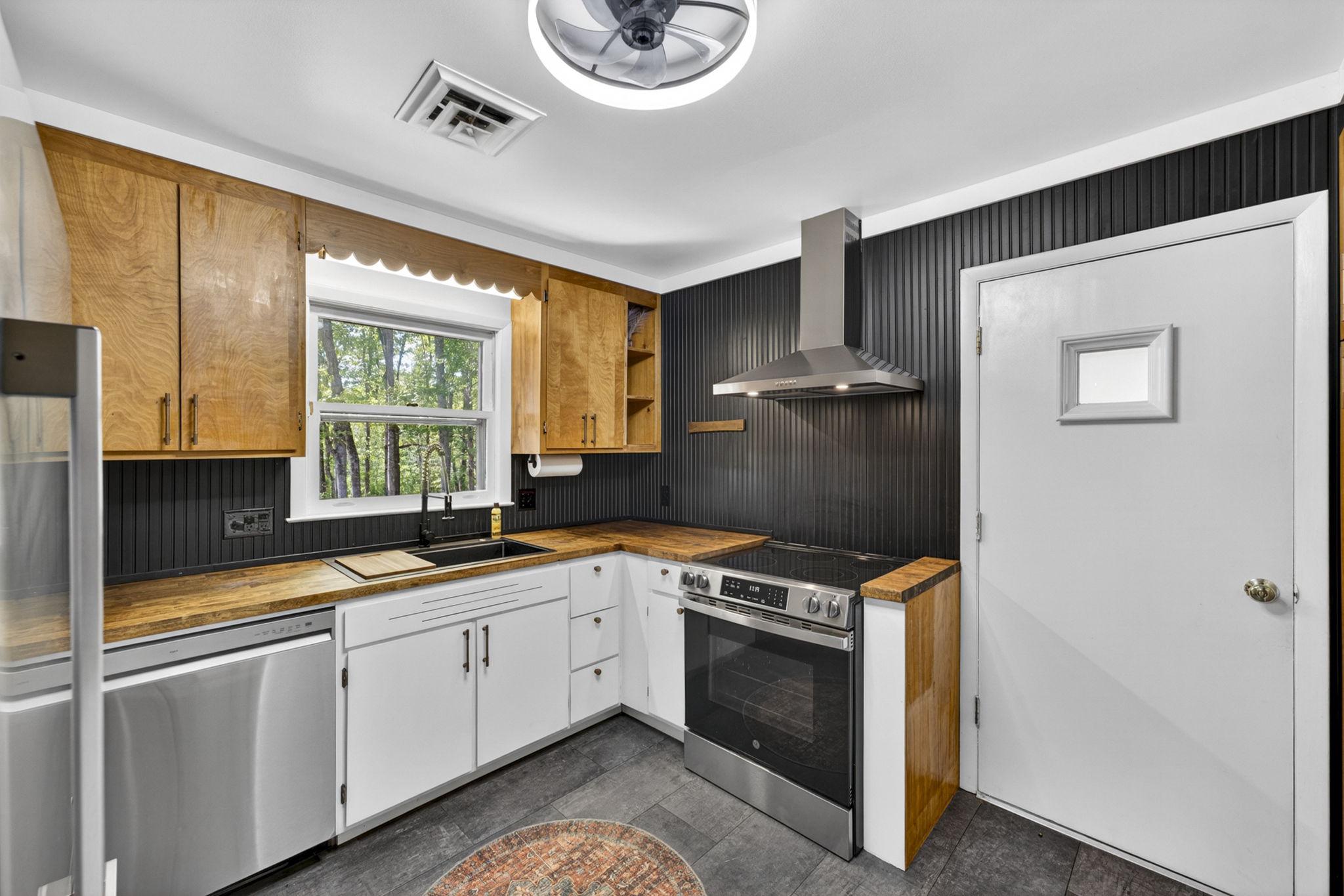 3690 BEAUTIFUL RUN RD, ORANGE, Virginia 22960, 4 Bedrooms Bedrooms, ,3 BathroomsBathrooms,Residential,3690 BEAUTIFUL RUN RD,VAMA2002646 MLS # VAMA2002646