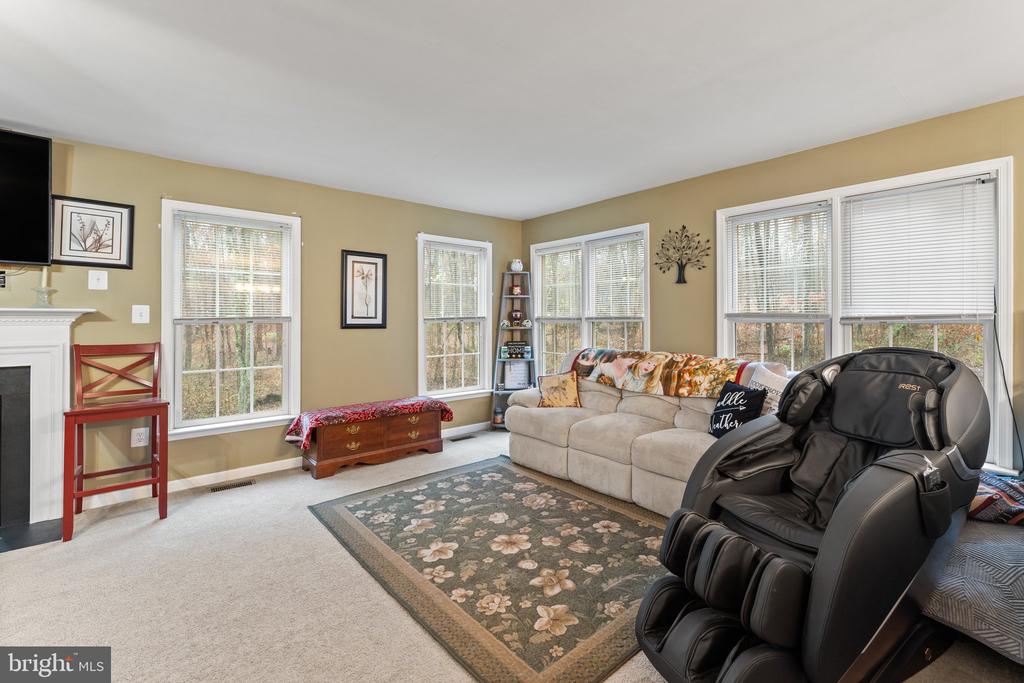 19388 MANOR DR, CULPEPER, Virginia 22701, 4 Bedrooms Bedrooms, ,3 BathroomsBathrooms,Residential,19388 MANOR DR,VACU2013222 MLS # VACU2013222