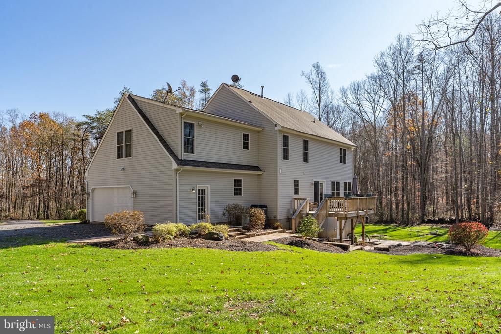 19388 MANOR DR, CULPEPER, Virginia 22701, 4 Bedrooms Bedrooms, ,3 BathroomsBathrooms,Residential,19388 MANOR DR,VACU2013222 MLS # VACU2013222