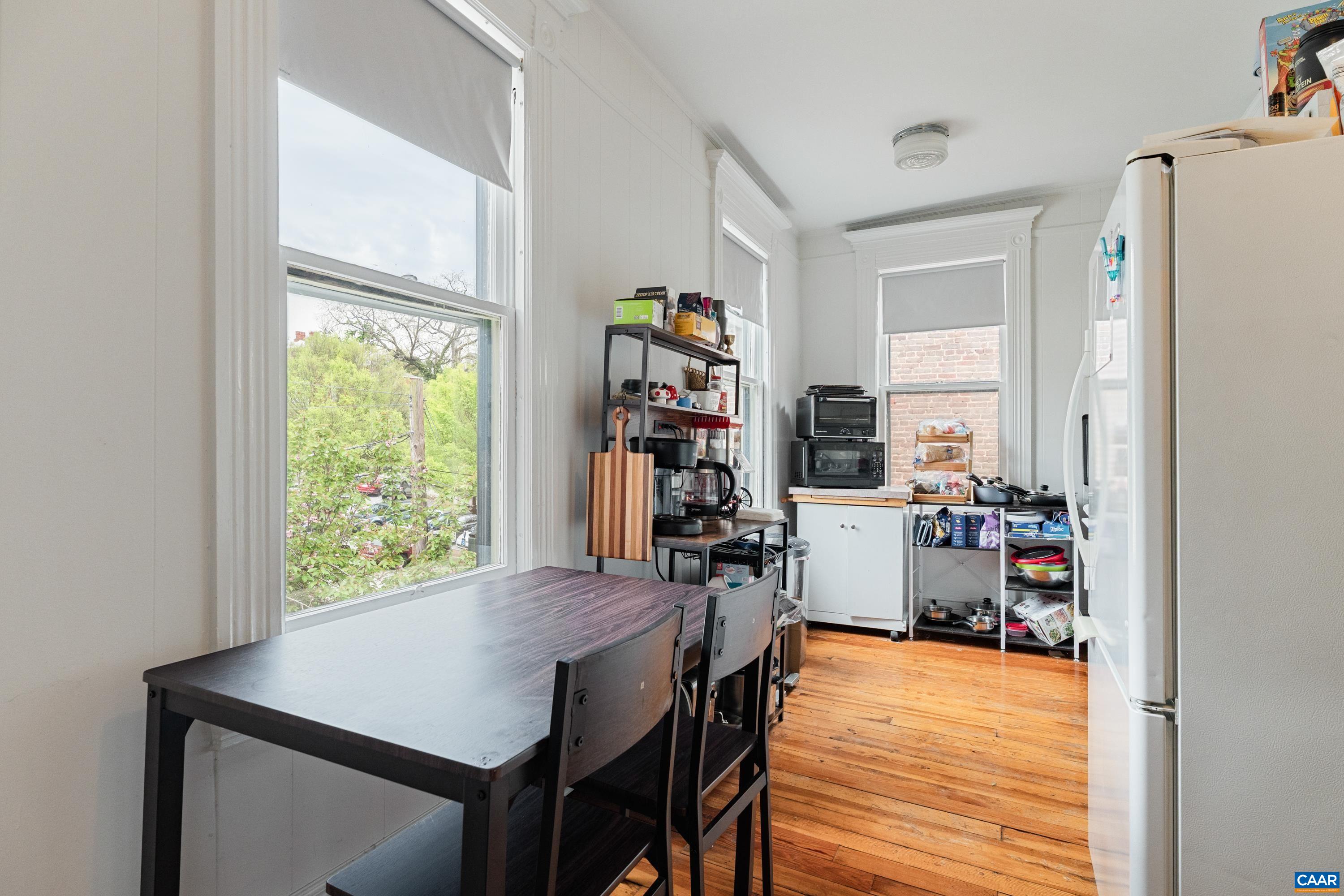 10 N MARKET ST, STAUNTON, Virginia 24401, ,Residential,10 N MARKET ST,676088 MLS # 676088