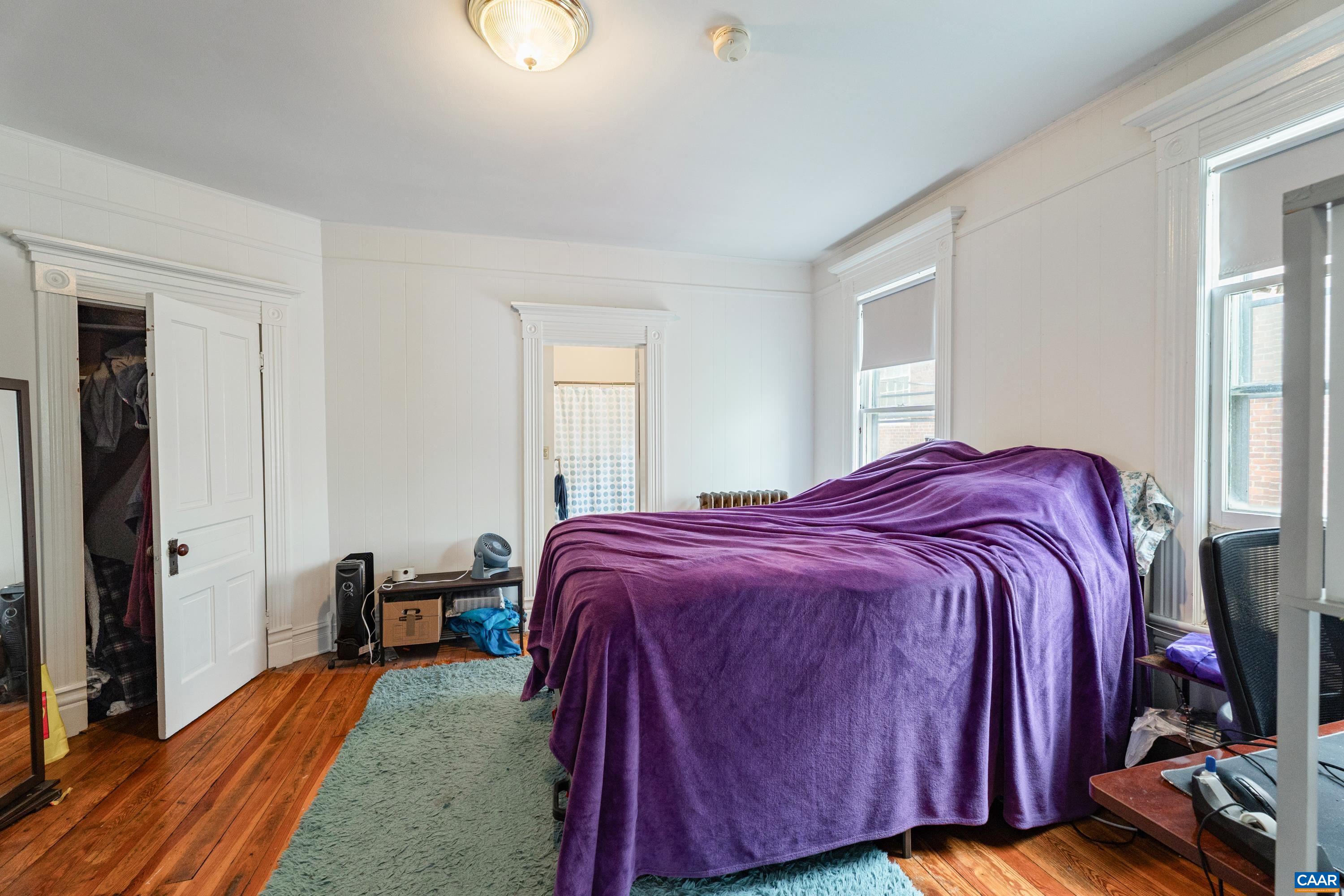 10 N MARKET ST, STAUNTON, Virginia 24401, ,Residential,10 N MARKET ST,676088 MLS # 676088