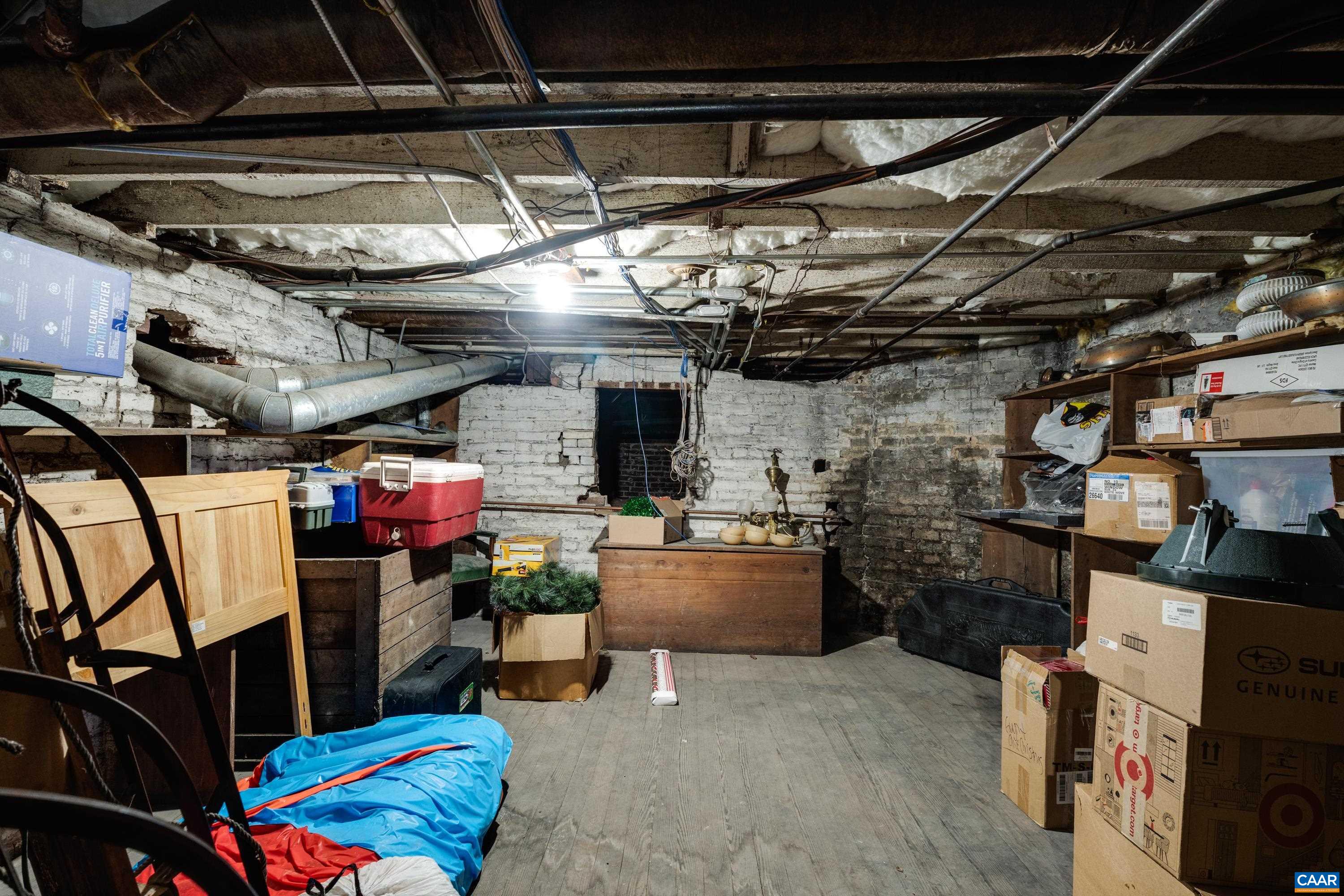 10 N MARKET ST, STAUNTON, Virginia 24401, ,Residential,10 N MARKET ST,676088 MLS # 676088