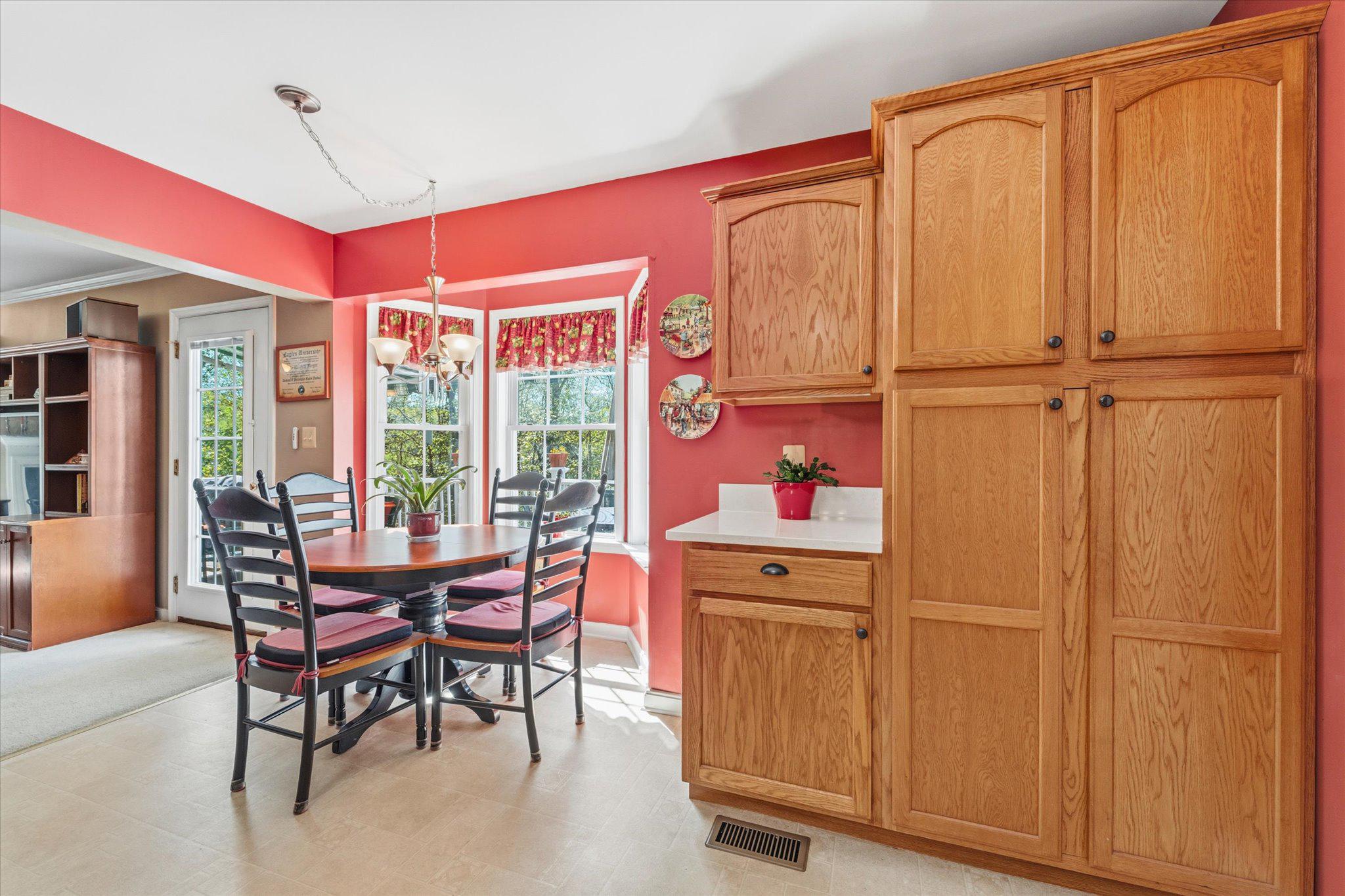 6678 TURNING RUN LN, MARSHALL, Virginia 20115, 4 Bedrooms Bedrooms, ,3 BathroomsBathrooms,Residential,6678 TURNING RUN LN,VAFQ2021508 MLS # VAFQ2021508