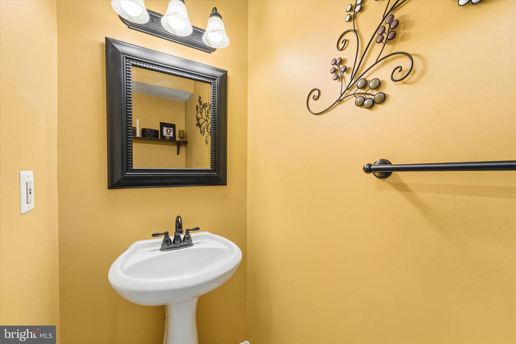 6678 TURNING RUN LN, MARSHALL, Virginia 20115, 4 Bedrooms Bedrooms, ,3 BathroomsBathrooms,Residential,6678 TURNING RUN LN,VAFQ2021508 MLS # VAFQ2021508