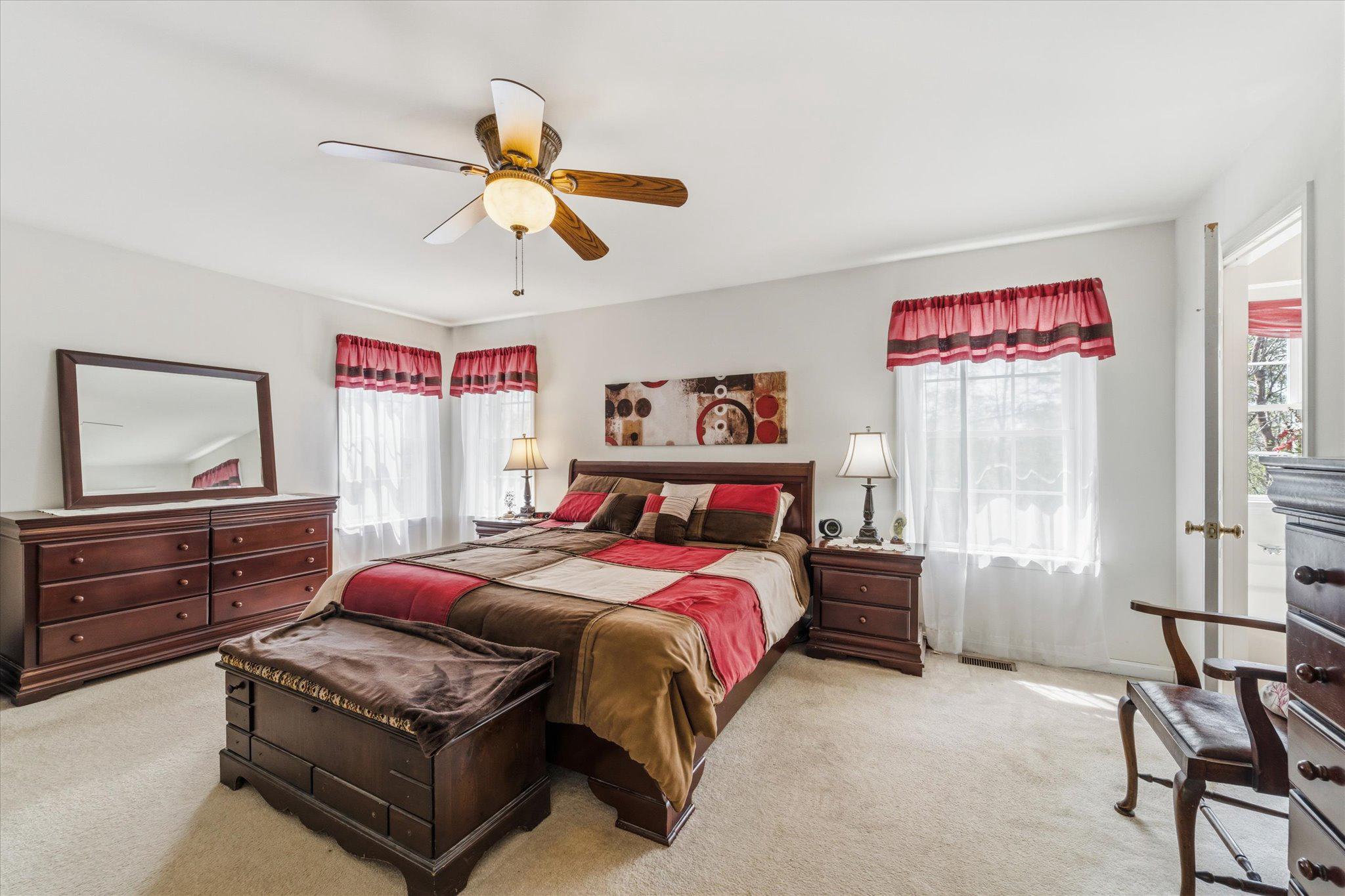 6678 TURNING RUN LN, MARSHALL, Virginia 20115, 4 Bedrooms Bedrooms, ,3 BathroomsBathrooms,Residential,6678 TURNING RUN LN,VAFQ2021508 MLS # VAFQ2021508