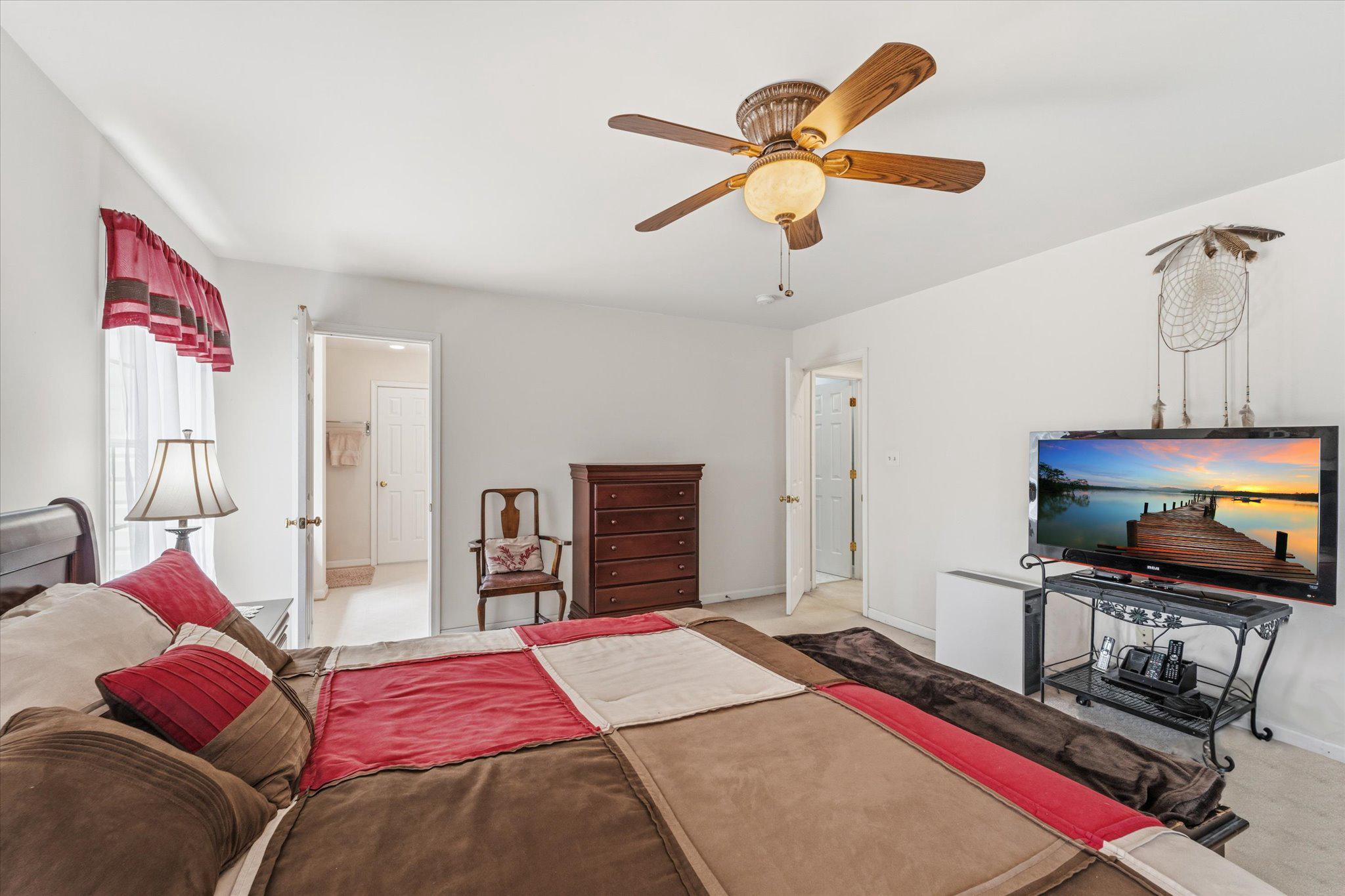 6678 TURNING RUN LN, MARSHALL, Virginia 20115, 4 Bedrooms Bedrooms, ,3 BathroomsBathrooms,Residential,6678 TURNING RUN LN,VAFQ2021508 MLS # VAFQ2021508