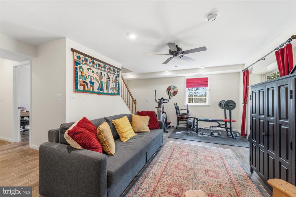 6678 TURNING RUN LN, MARSHALL, Virginia 20115, 4 Bedrooms Bedrooms, ,3 BathroomsBathrooms,Residential,6678 TURNING RUN LN,VAFQ2021508 MLS # VAFQ2021508